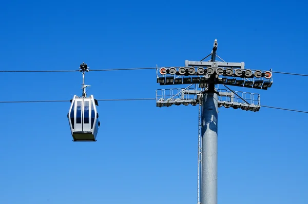 Aerial tramway — Stock Photo, Image