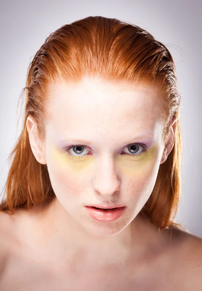 Gyönyörű szenvedély vörös hajú nő — Stock Fotó
