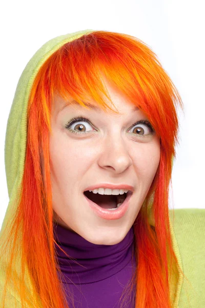 Mulher de cabelo vermelho surpreso com a boca aberta — Fotografia de Stock