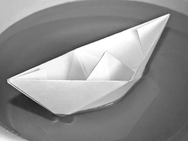 Paper boat — Stock Photo, Image