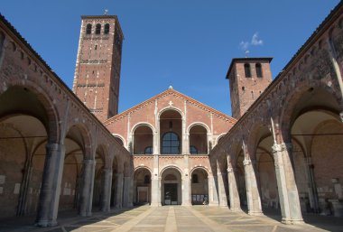 Sant ambrogio Kilisesi, milan