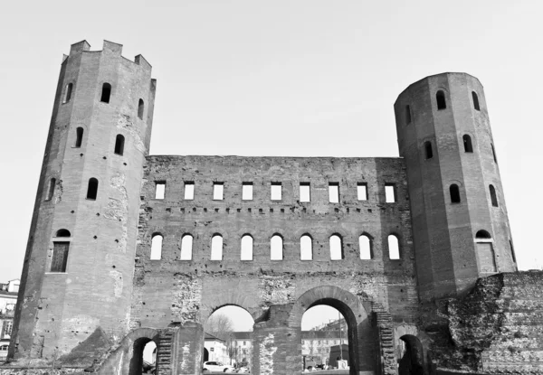 Torri palatine, Torino
