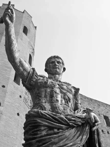 Caesar augustus heykeli — Stok fotoğraf