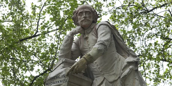 Шекспировская статуя — стоковое фото