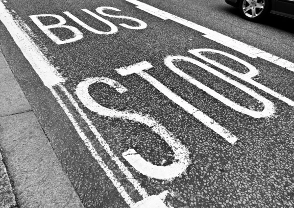 Señal de parada de autobús —  Fotos de Stock