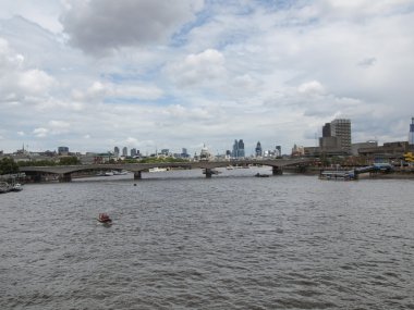 Londra 'da Thames Nehri