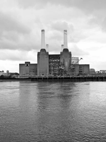 バタシー powerstation、ロンドン — ストック写真