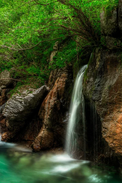 Małe waterfal w Słowenii valey rzeki soca — Zdjęcie stockowe