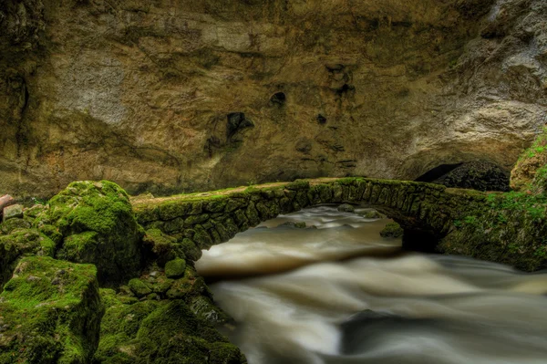 地下の川のカーブ — ストック写真