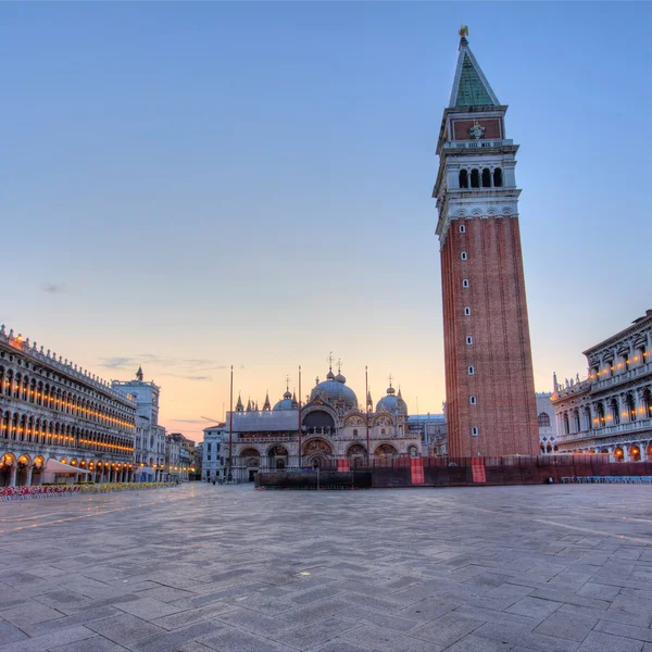 Campanile su piazza San Marco — Foto Stock