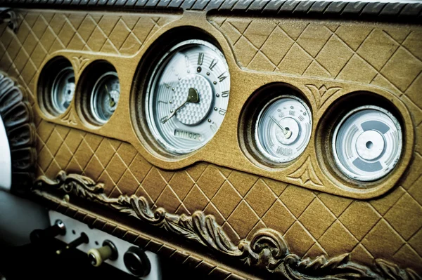 Painel de instrumentos (Retro Cars ) — Fotografia de Stock