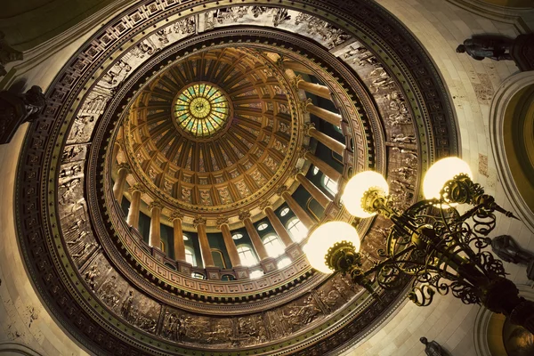 Kupolen på state capitol — Stockfoto