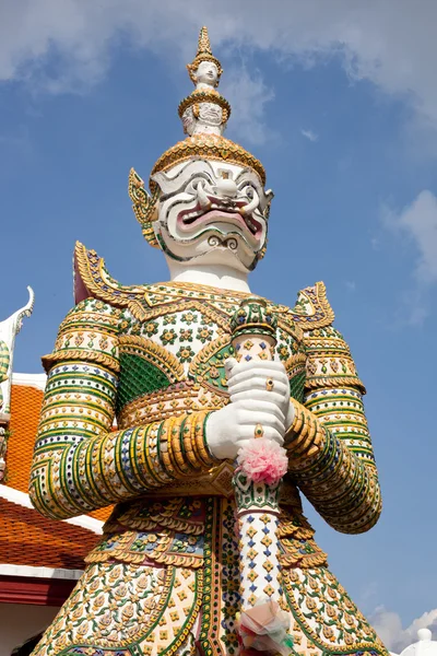 Gigante, Wat Arun . — Fotografia de Stock