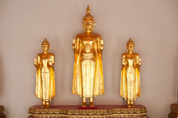 Budda świeci żółty. — Zdjęcie stockowe