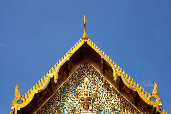 屋顶的庙泰国. — 图库照片