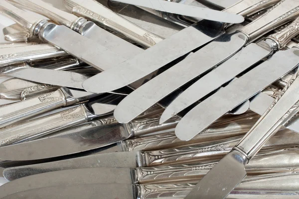 Cuchillos de chatarra de plata esterlina — Foto de Stock