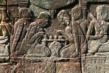 satranç, angkor wat oynarken gösterilen bayon tapınağında antik oymacılığı