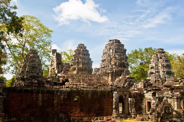 Templo antigo Banteay Kdei no complexo Angkor Wat, Siem Reap, Camboja . — Fotografia de Stock