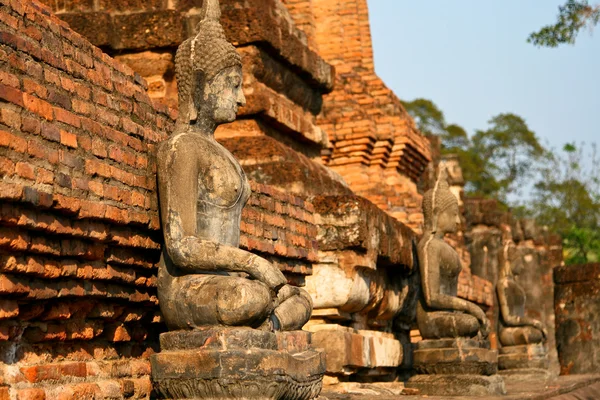 Starověké socha Buddhy v sukhothai — Stock fotografie