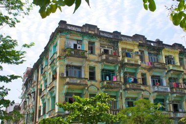 yangon, myanmar (burma, sömürge tarzı bina).