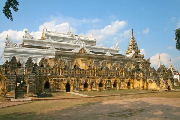 Monastry Maha Aungmye Bonzan in Ava (Innwa) - the ancient capital of Myanma — Stock Photo, Image