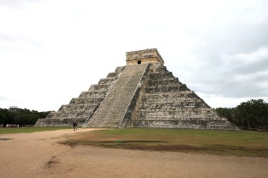 Chitzen Itza 2