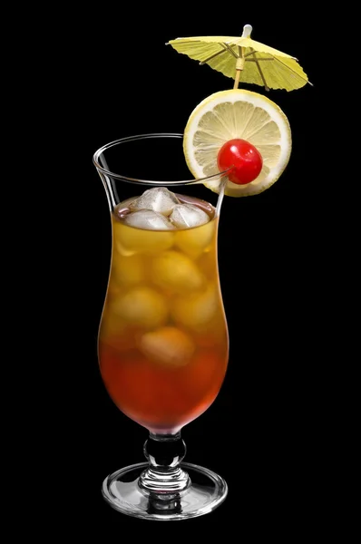 Tequila amanecer en un hermoso vaso de copa larga —  Fotos de Stock