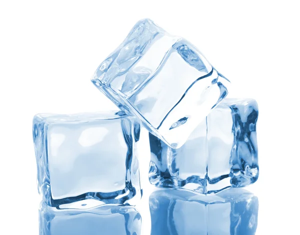 Три кубики льоду — стокове фото