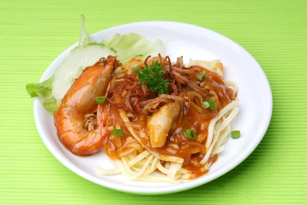 Noodle with shrimp — Stock Photo, Image