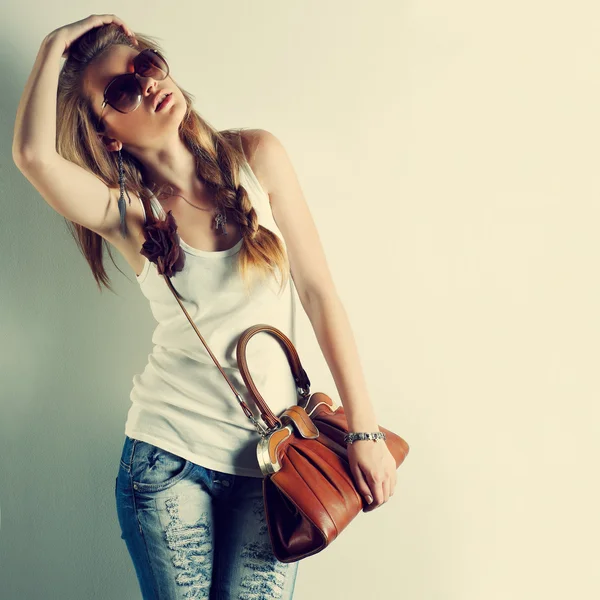 A photo of beautiful girl is in fashion style — Stock Photo, Image