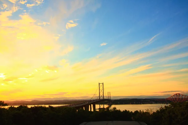 Dále silniční most v západu slunce — Stock fotografie