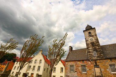 Eski kasaba saat ve evleri culross, fife, İskoçya