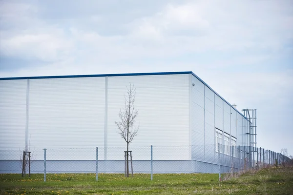 Fabbricazione magazzino produzione edificio moderno — Foto Stock