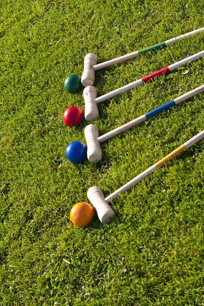 Croquet jogo de jardim da família — Fotografia de Stock