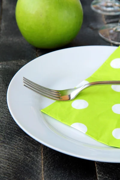Stílusos étkészlet, szeretnék friss zöld alma — Stock Fotó
