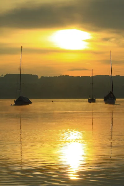 Saiboats і схід сонця — стокове фото