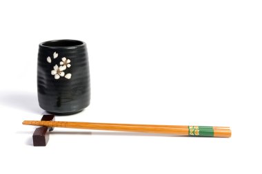 yemek çubukları ve çay kase - Japon mutfak malzemesi