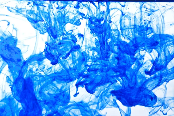 青のインク ドロップ — ストック写真