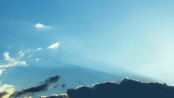 A nap sugarai Cloudscape — Stock Fotó