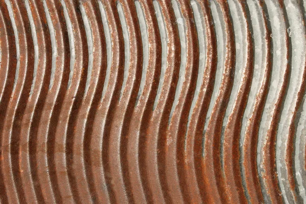 Стара іржава металева прасувальна дошка — стокове фото