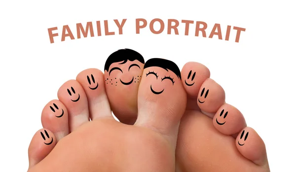 Retrato de família feliz de sorrisos dedo — Fotografia de Stock