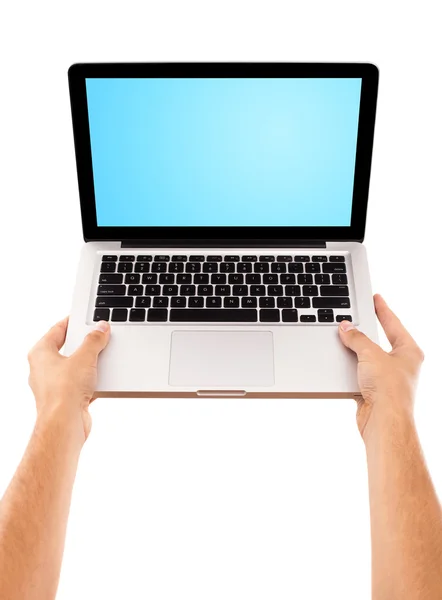 Mão masculina segurando laptop — Fotografia de Stock