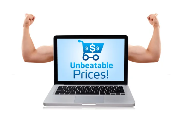 Přenosný počítač s bezkonkurenční ceny a nákupní košík znamení — Stock fotografie