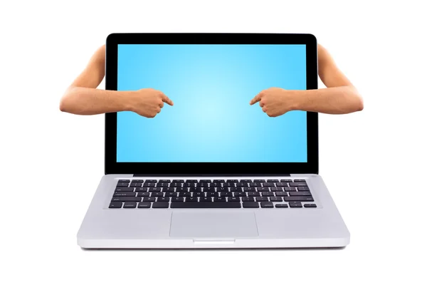 Apontando para uma tela de laptop — Fotografia de Stock