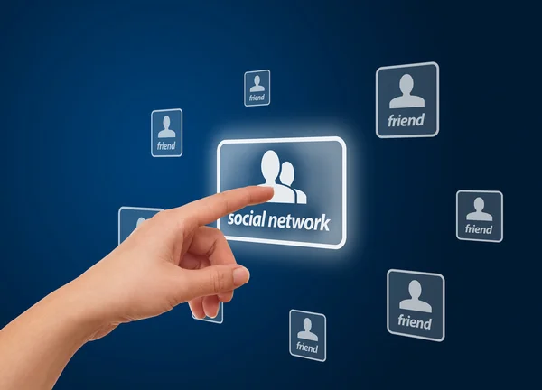 Mão pressionando ícone de rede social — Fotografia de Stock