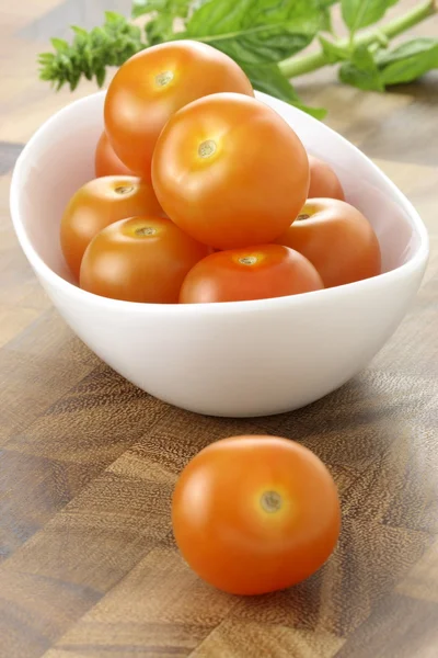 Φρέσκο, οργανικές ντομάτες — Φωτογραφία Αρχείου