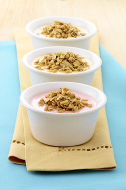 lezzetli ve sağlıklı granola