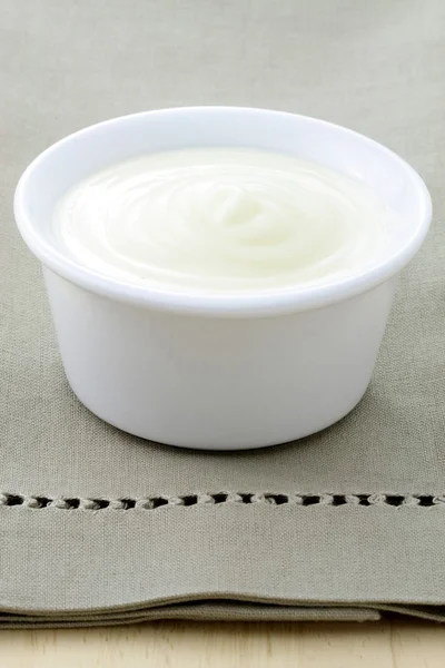 Delicioso yogur fresco —  Fotos de Stock