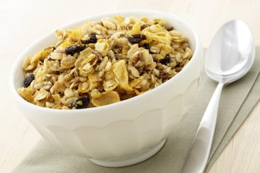 lezzetli ve sağlıklı granola