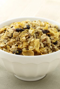 lezzetli ve sağlıklı granola